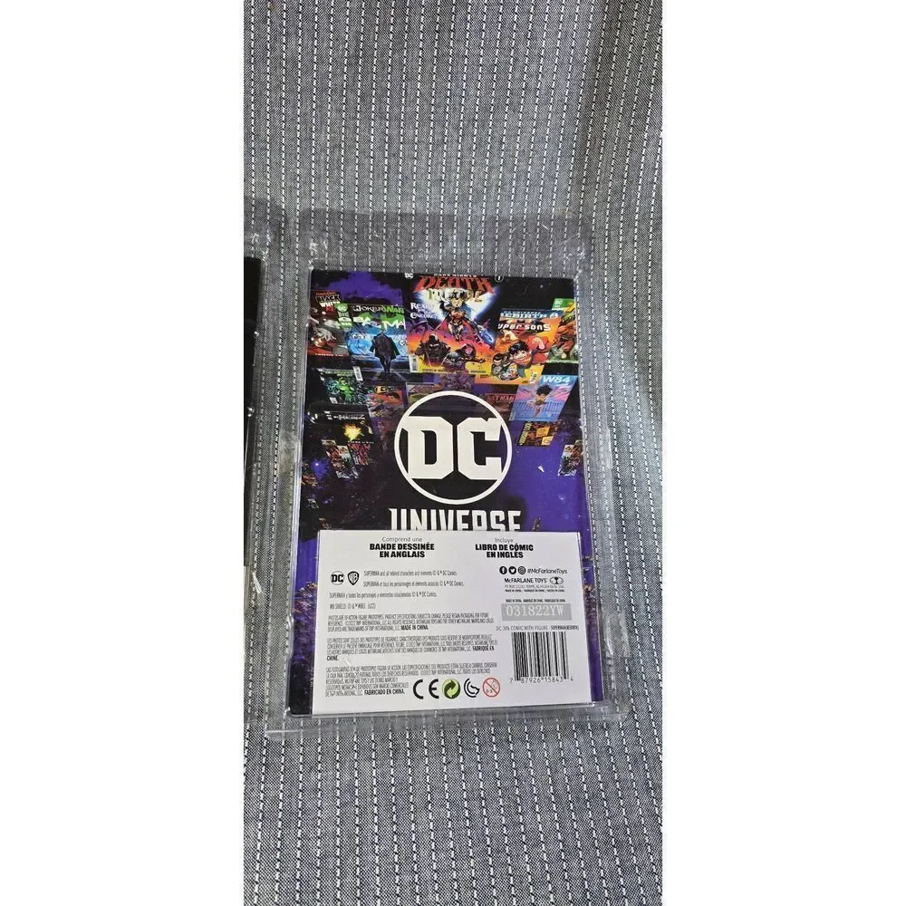Aquaman Flashpoint and Superman Rebirth Page Punchers 3-Inch Figure & Comic